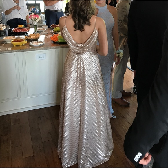 Formal/Prom dress - Picture 2 of 4